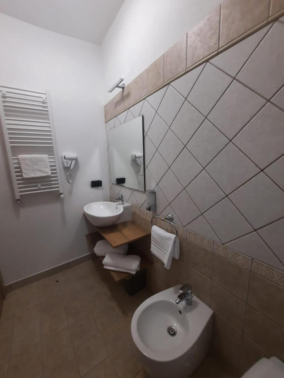 Viccinella House Appartement Capranica Buitenkant foto